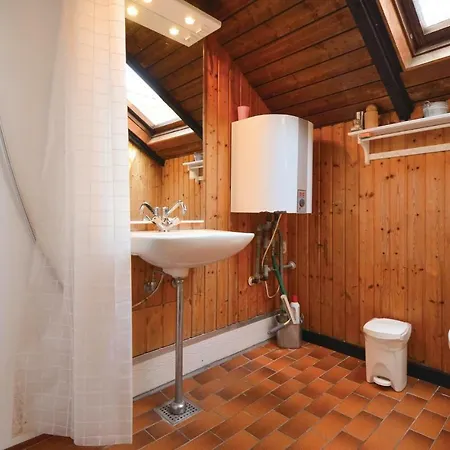 3 Bedroom Amazing In Ebeltoft