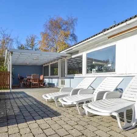 Casa de Férias 3 Bedroom Amazing In Ebeltoft