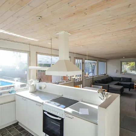 Casa de Férias 3 Bedroom Amazing In Ebeltoft